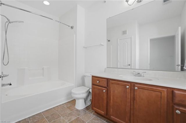 5321 Warminster Dr Unit 303, Virginia Beach, VA 23455