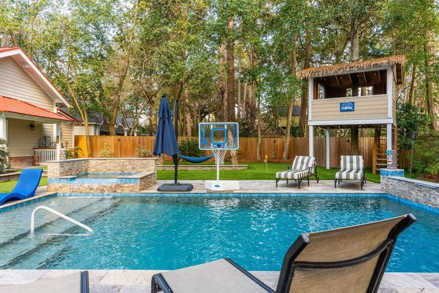 509 W 2nd South Street, Summerville, SC 29483