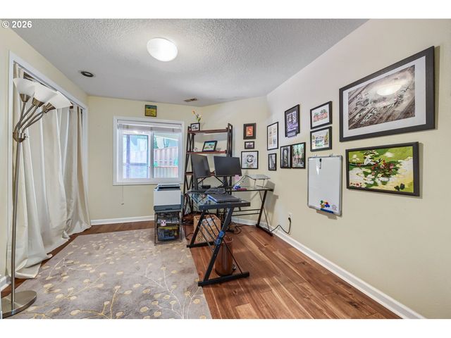 2902 Sw ORCHARD HILL Pl, Lake Oswego, OR 97035