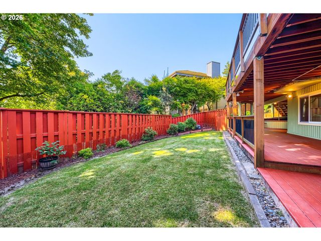 2902 Sw ORCHARD HILL Pl, Lake Oswego, OR 97035