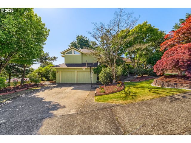 2902 Sw ORCHARD HILL Pl, Lake Oswego, OR 97035
