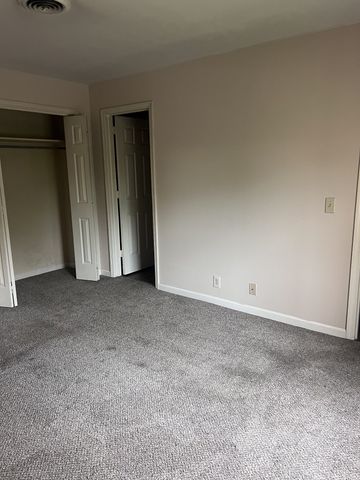 135 Hicks Rd, Nashville, TN 37221