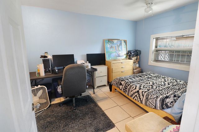 207 SW 4TH Street, Deerfield Beach, FL 33441