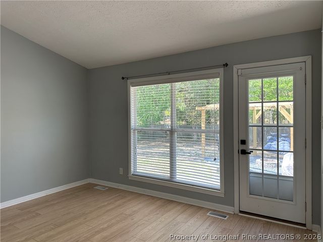 6913 Timbercroft Lane, Fayetteville, NC 28314