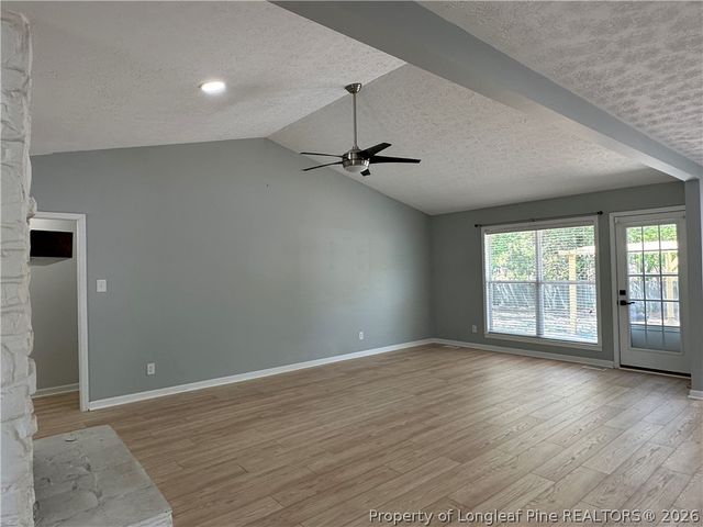 6913 Timbercroft Lane, Fayetteville, NC 28314