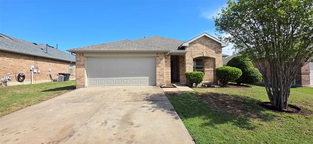 5832 World Champion Court, Fort Worth, TX 76179
