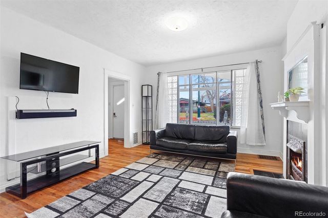 2539 N Lafayette Street, Denver, CO 80205