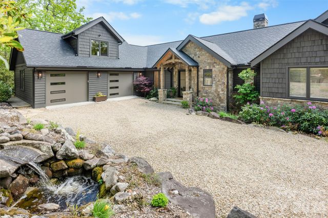 96 Moltz Court, Lake Toxaway, NC 28747