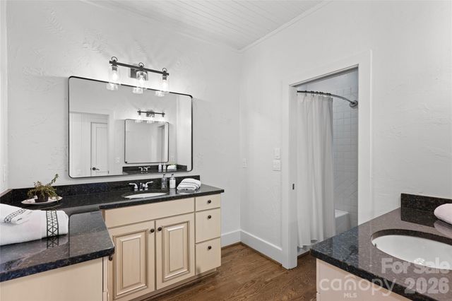 96 Moltz Court, Lake Toxaway, NC 28747