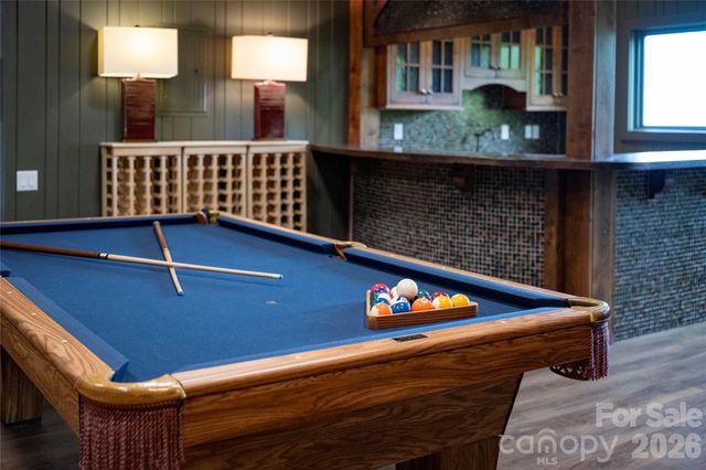 96 Moltz Court, Lake Toxaway, NC 28747