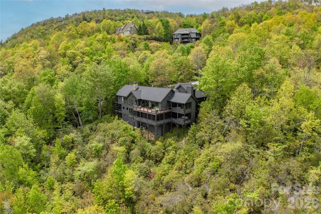 96 Moltz Court, Lake Toxaway, NC 28747