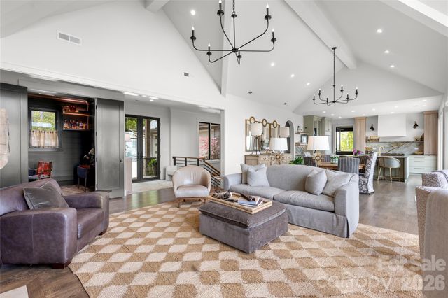 96 Moltz Court, Lake Toxaway, NC 28747