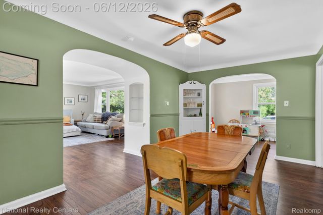 2465 Fairbury, Wixom, MI 48393