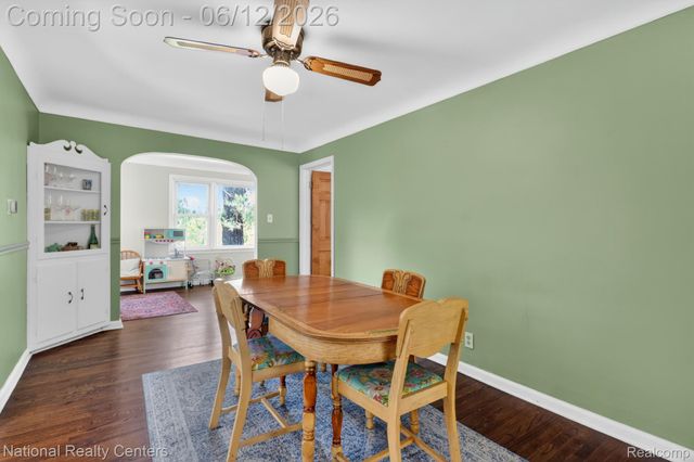 2465 Fairbury, Wixom, MI 48393