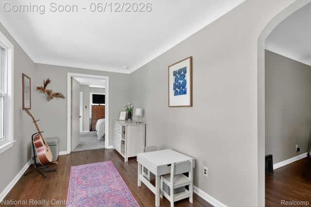 2465 Fairbury, Wixom, MI 48393
