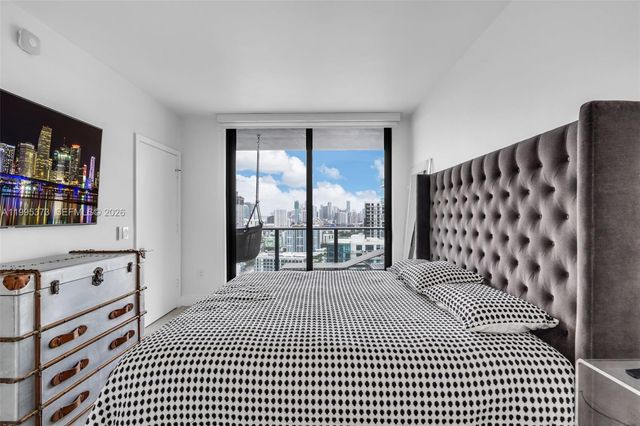 121 NE 34th St 3003, Miami, FL 33137