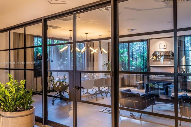 121 NE 34th St 3003, Miami, FL 33137