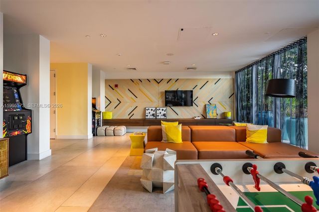 121 NE 34th St 3003, Miami, FL 33137