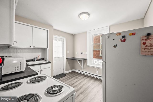 311 W JACKSON ST, York, PA 17401