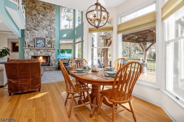 93 Bissell Rd, Tewksbury Twp., NJ 08833