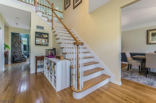 93 Bissell Rd, Tewksbury Twp., NJ 08833