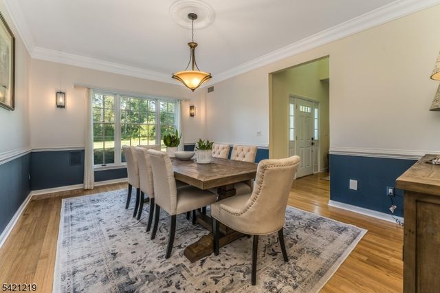 93 Bissell Rd, Tewksbury Twp., NJ 08833