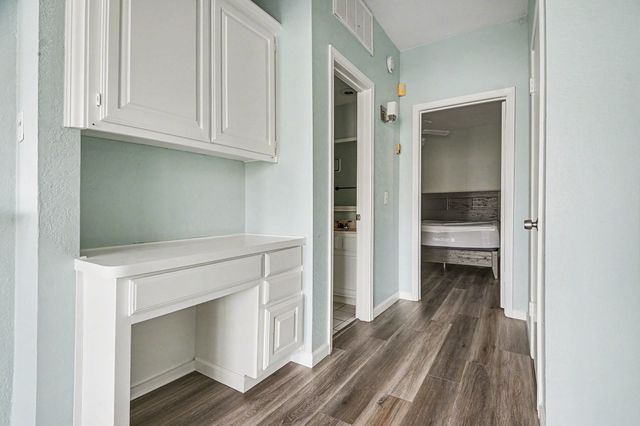 7340 Skillman Street 1109, Dallas, TX 75231