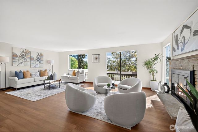 3415 24th Avenue W, Seattle, WA 98199
