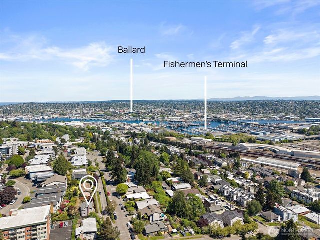 3415 24th Avenue W, Seattle, WA 98199
