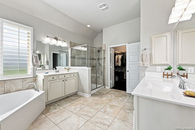 11909 WHITE RIVER DR, San Antonio, TX 78254