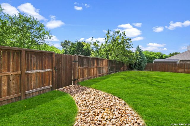 11909 WHITE RIVER DR, San Antonio, TX 78254