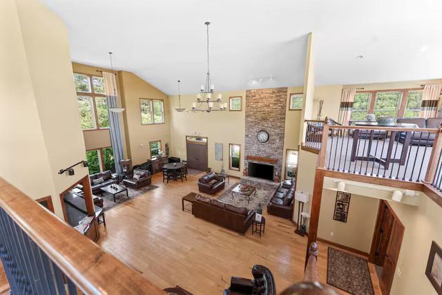 225 Foggy Bay Lane, Hollister, MO 65672