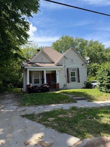 2325 N Ramsey Avenue, Springfield, MO 65803