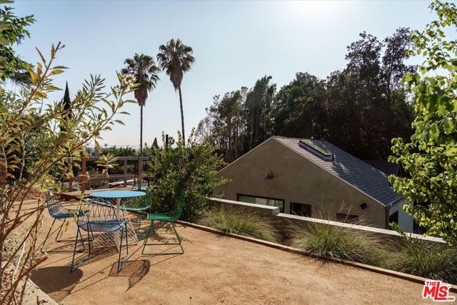 1000 Myra Avenue, Los Angeles, CA 90029