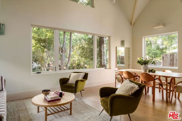 1000 Myra Avenue, Los Angeles, CA 90029