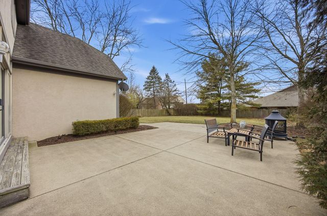 2900 Wickliffe Woods Court, Columbus, OH 43221