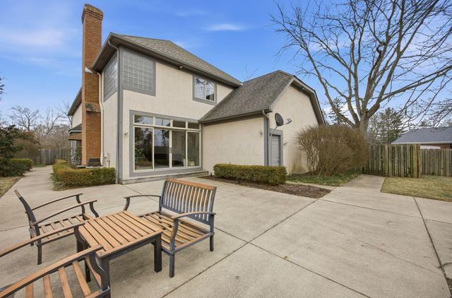 2900 Wickliffe Woods Court, Columbus, OH 43221