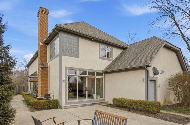 2900 Wickliffe Woods Court, Columbus, OH 43221