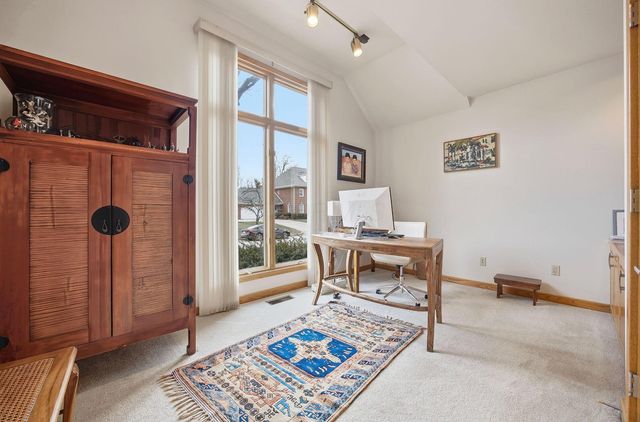 2900 Wickliffe Woods Court, Columbus, OH 43221