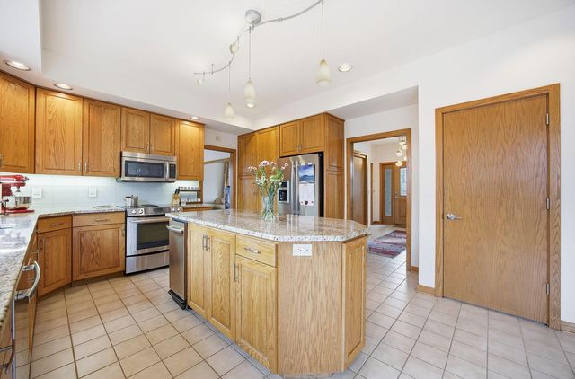 2900 Wickliffe Woods Court, Columbus, OH 43221