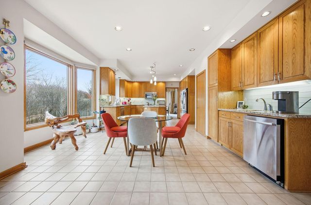 2900 Wickliffe Woods Court, Columbus, OH 43221