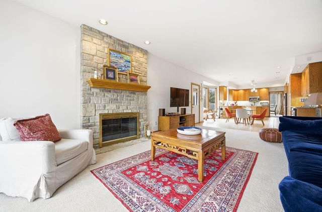 2900 Wickliffe Woods Court, Columbus, OH 43221