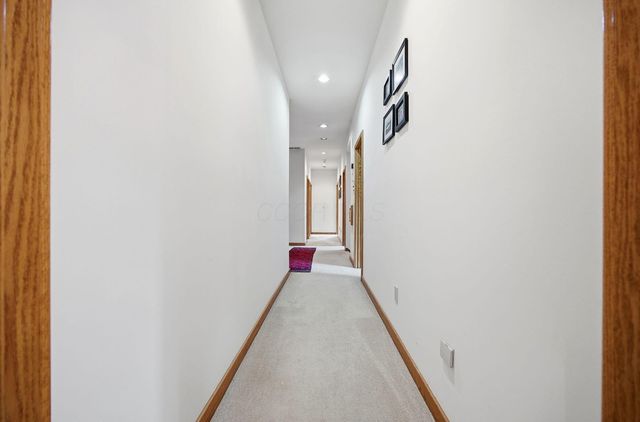 2900 Wickliffe Woods Court, Columbus, OH 43221