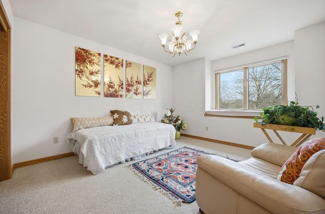 2900 Wickliffe Woods Court, Columbus, OH 43221