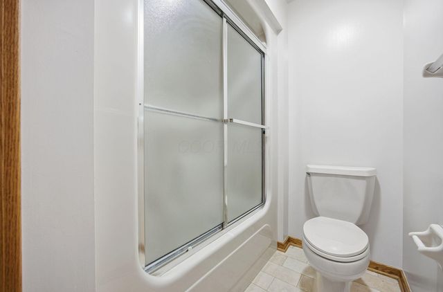 2900 Wickliffe Woods Court, Columbus, OH 43221