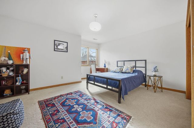 2900 Wickliffe Woods Court, Columbus, OH 43221