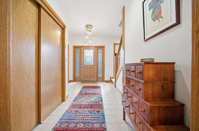 2900 Wickliffe Woods Court, Columbus, OH 43221