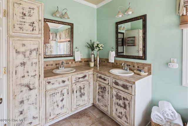 2705 Nc 211, Eagle Springs, NC 27242