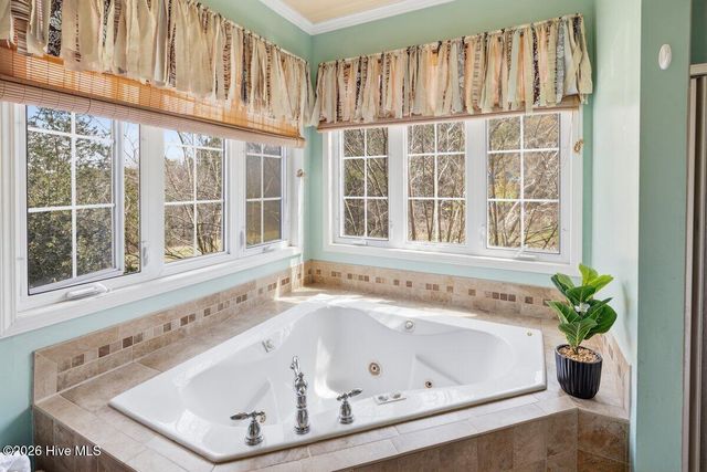 2705 Nc 211, Eagle Springs, NC 27242