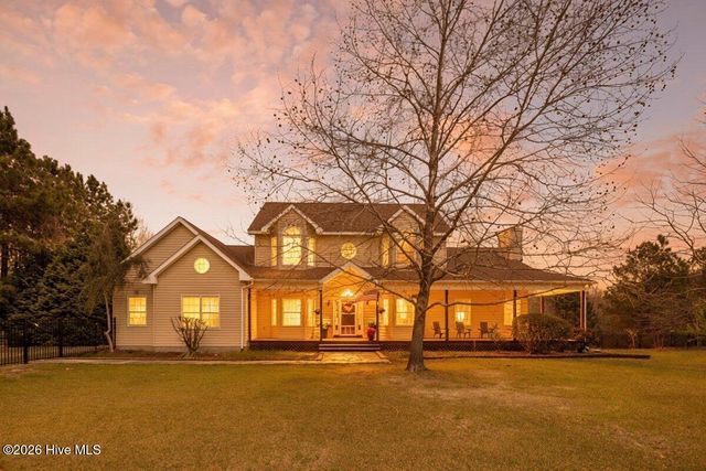 2705 Nc 211, Eagle Springs, NC 27242